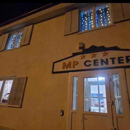 Mp Center Maganszallas Miskolc Exterior foto